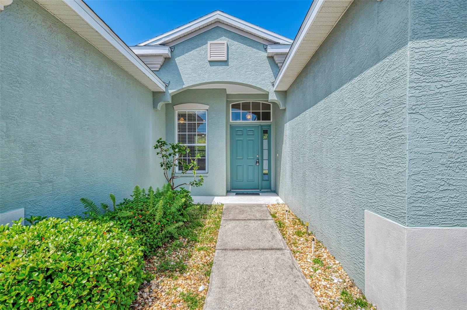4016 LANDOR COURT