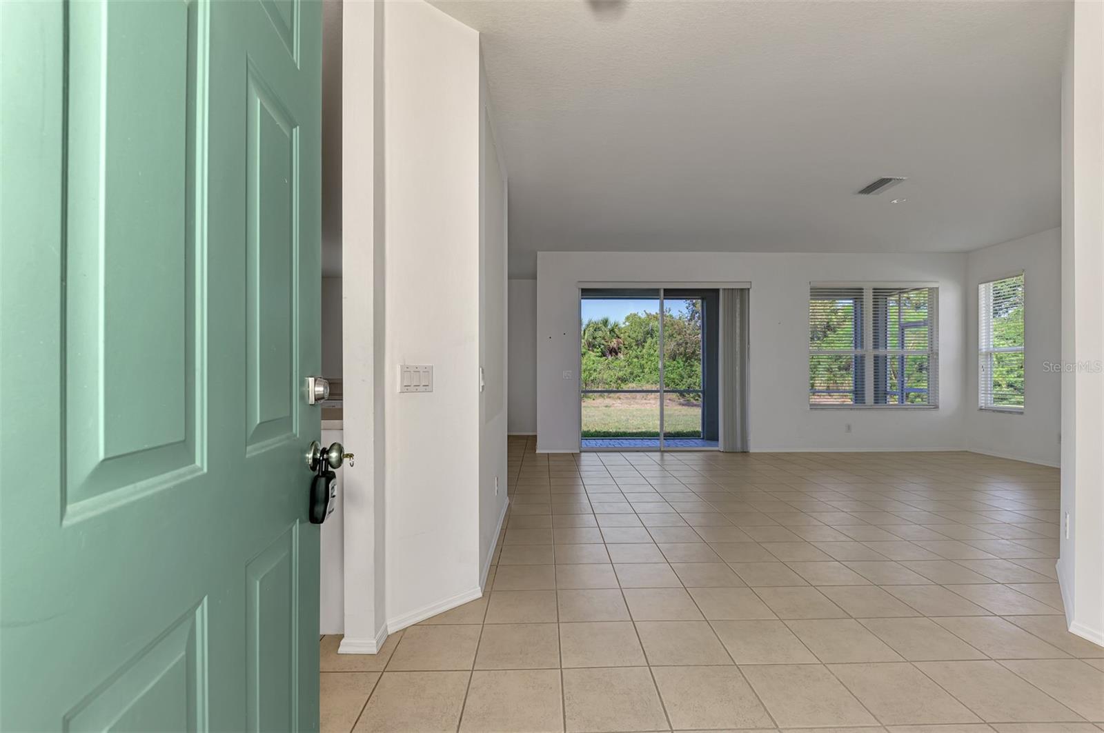 WOODMERE LAKES - Residential