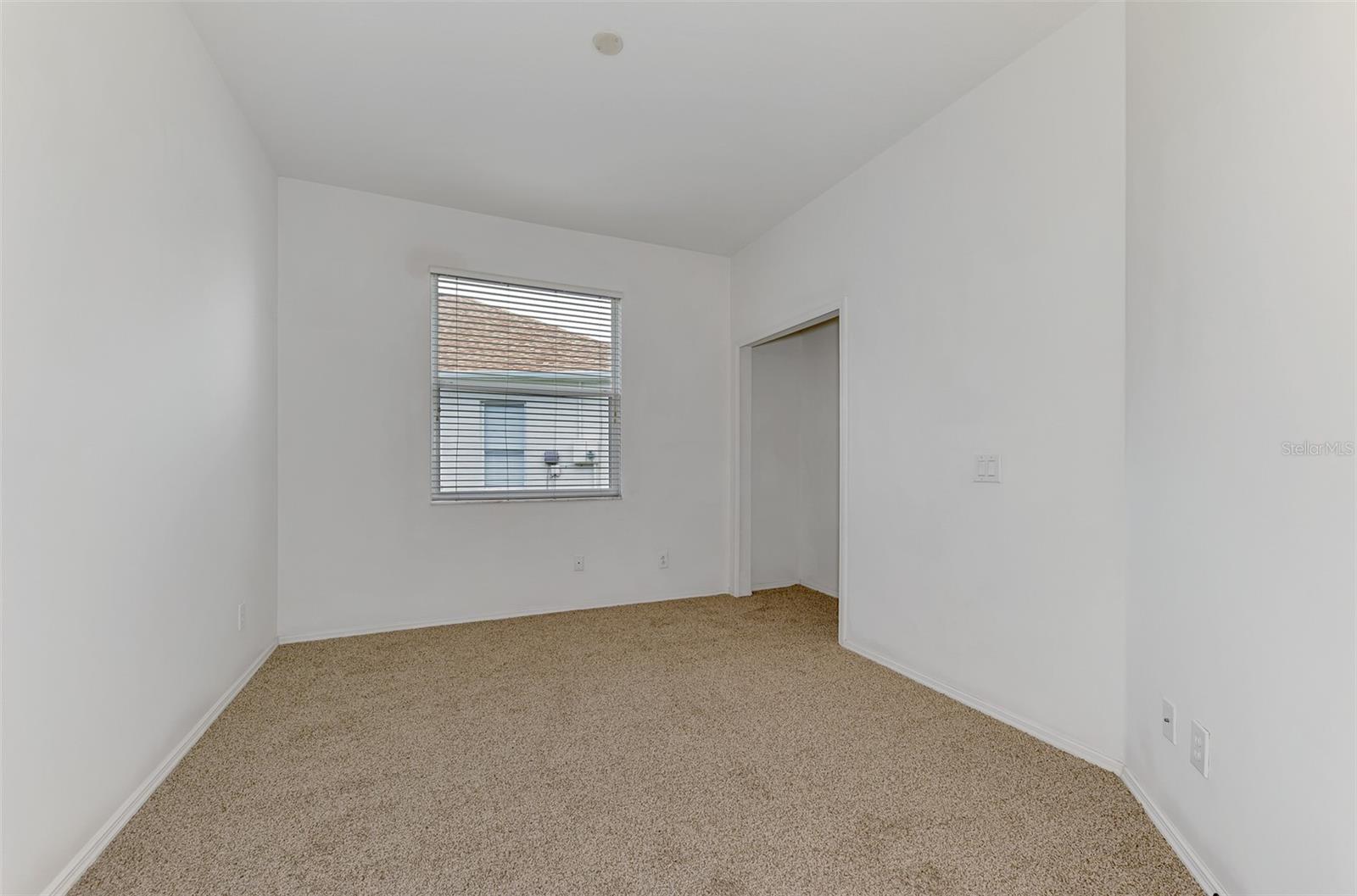 WOODMERE LAKES - Residential