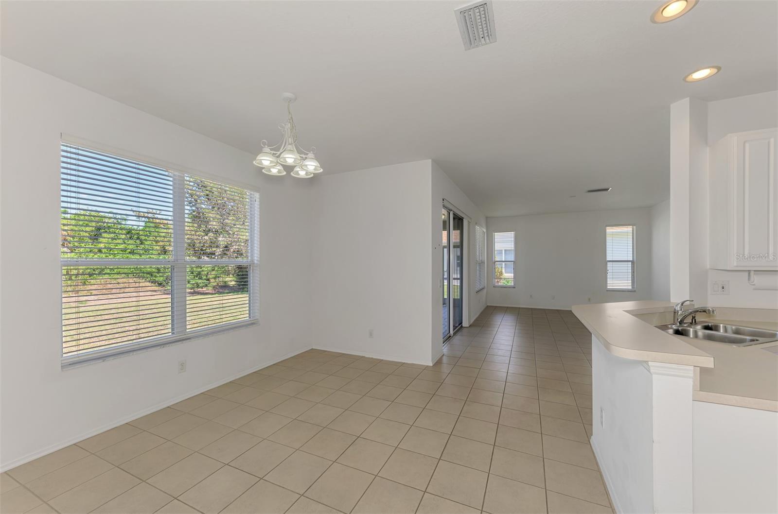 WOODMERE LAKES - Residential