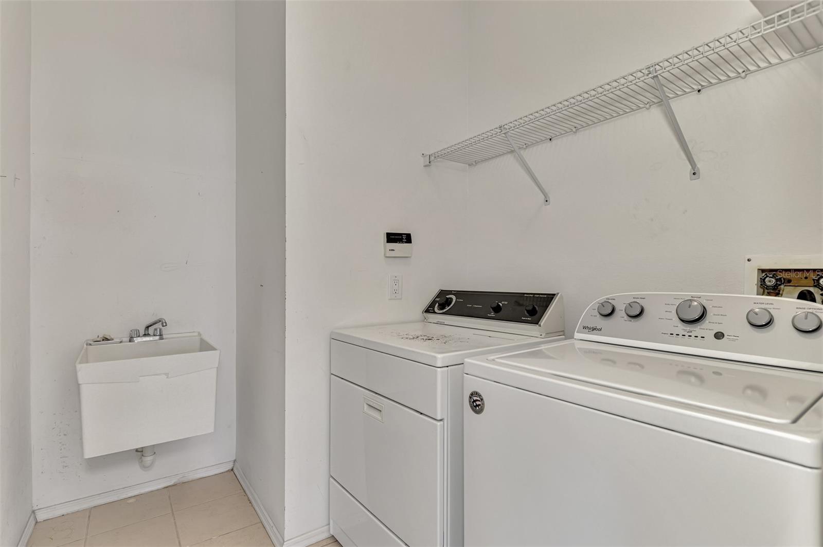 WOODMERE LAKES - Residential