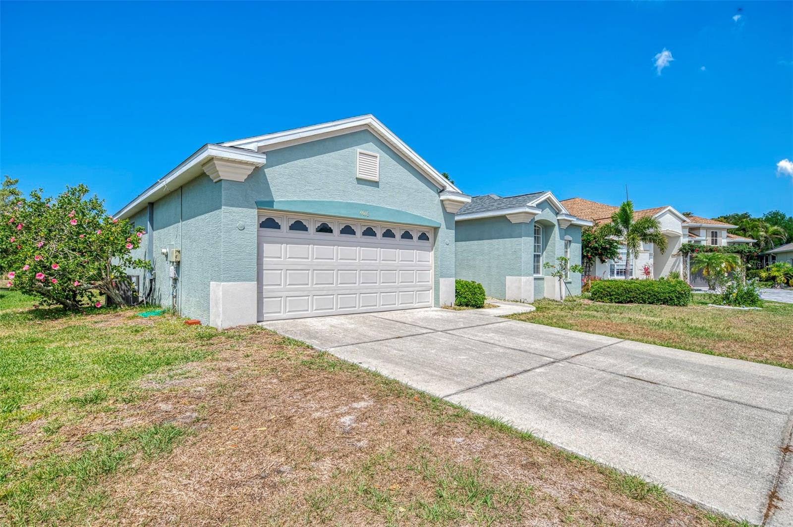 4016 LANDOR COURT