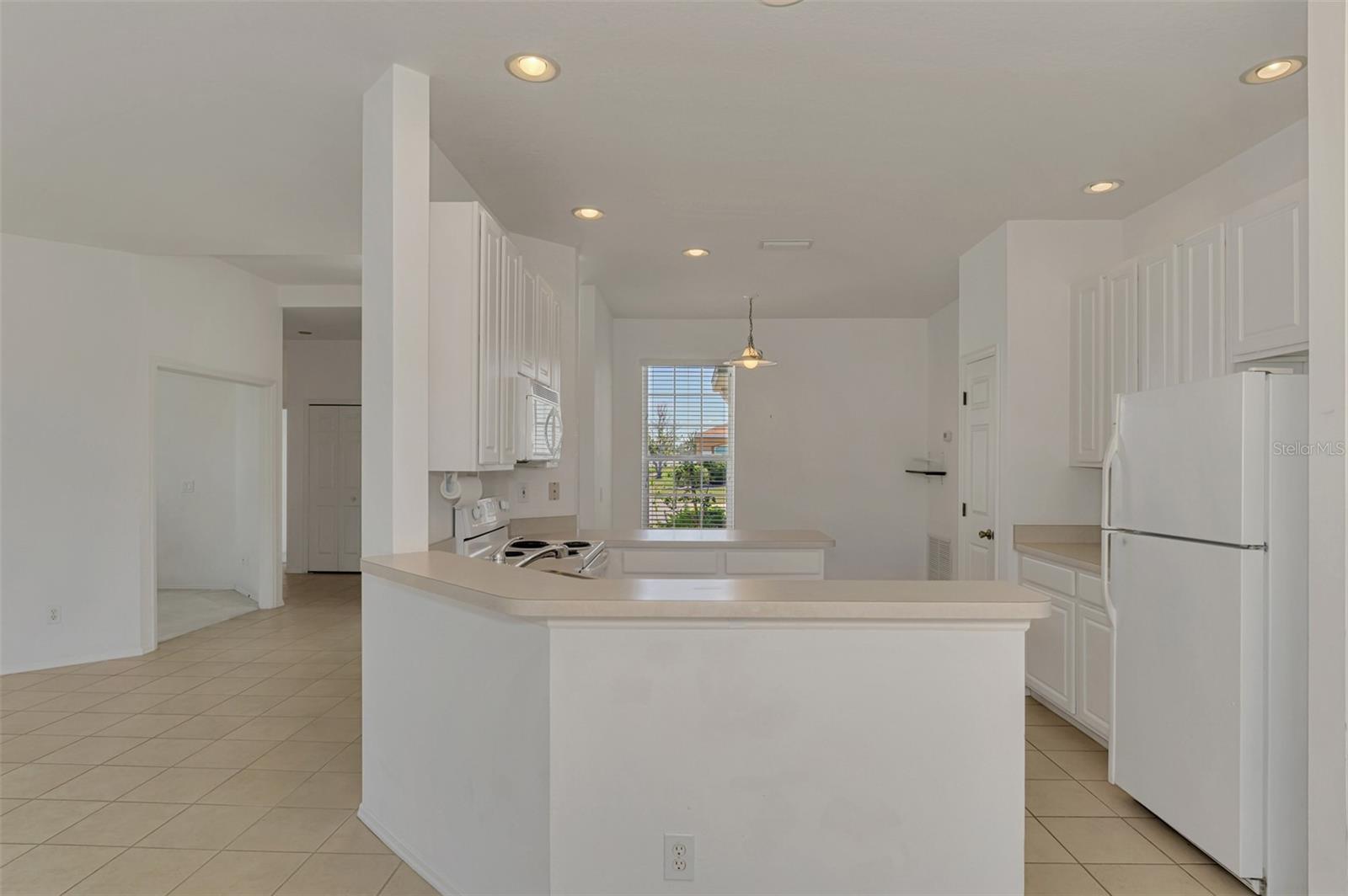 WOODMERE LAKES - Residential
