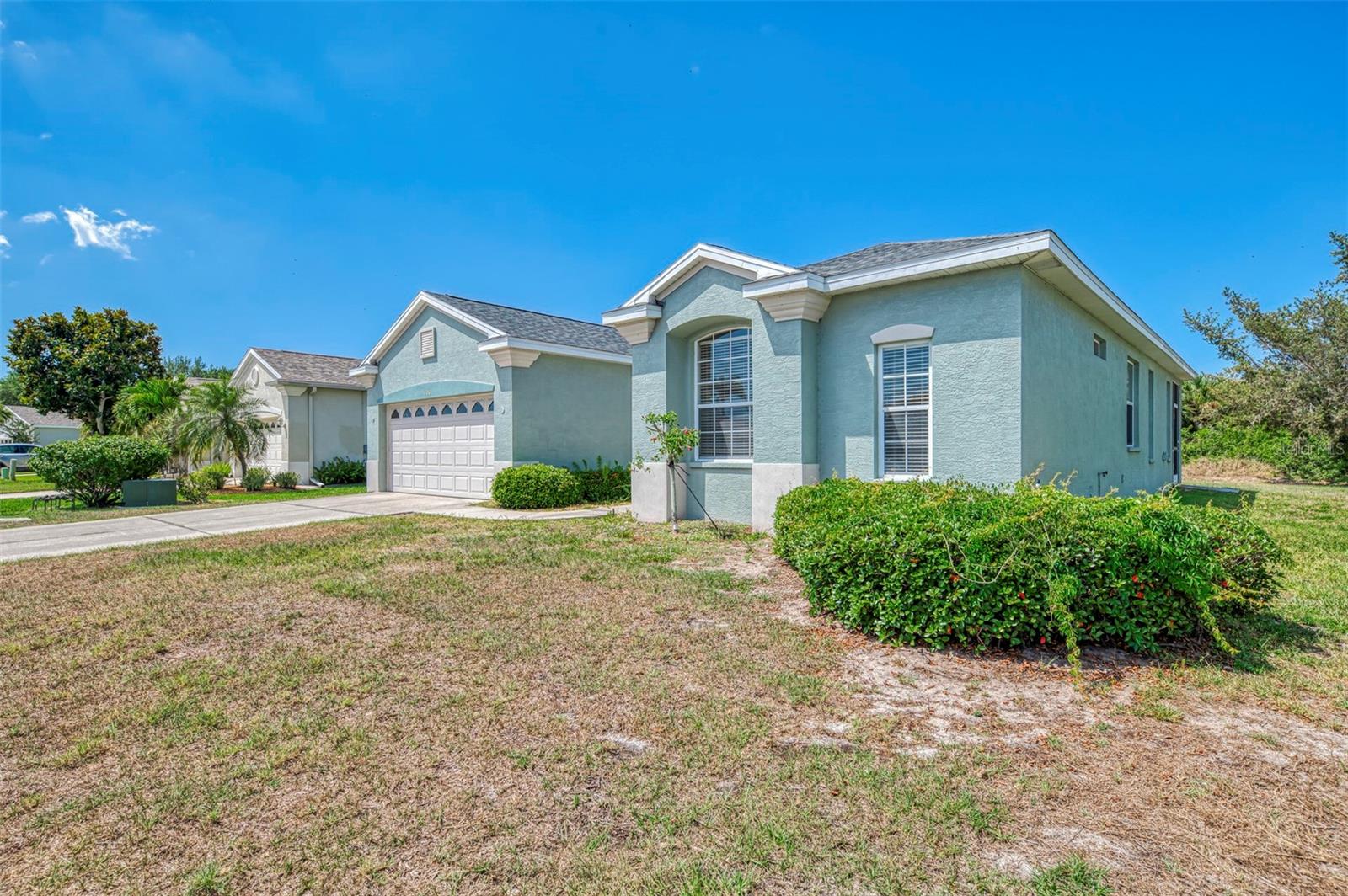 4016 LANDOR COURT