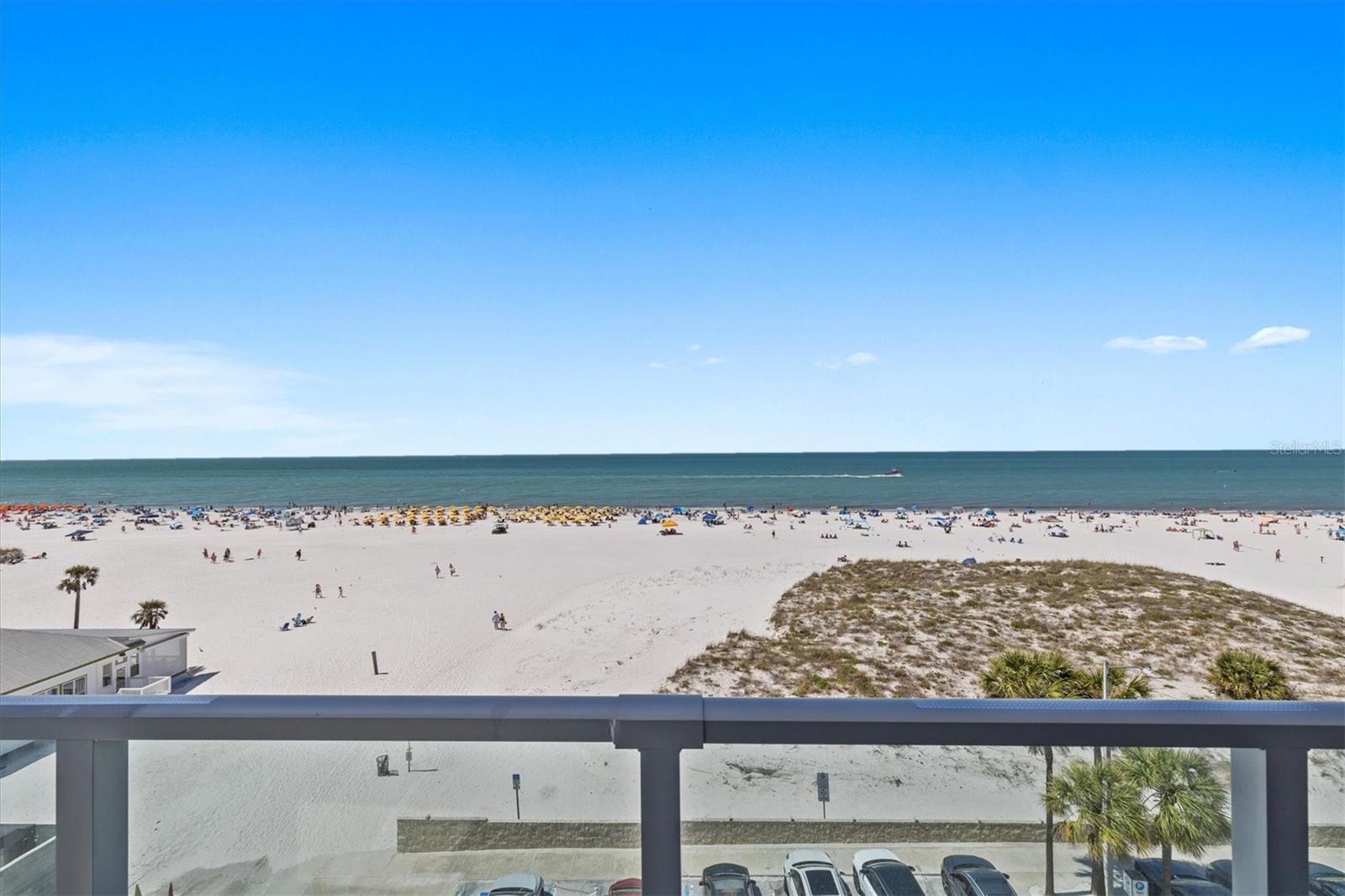 PURA VIDA RESIDENCES CONDO - Residential