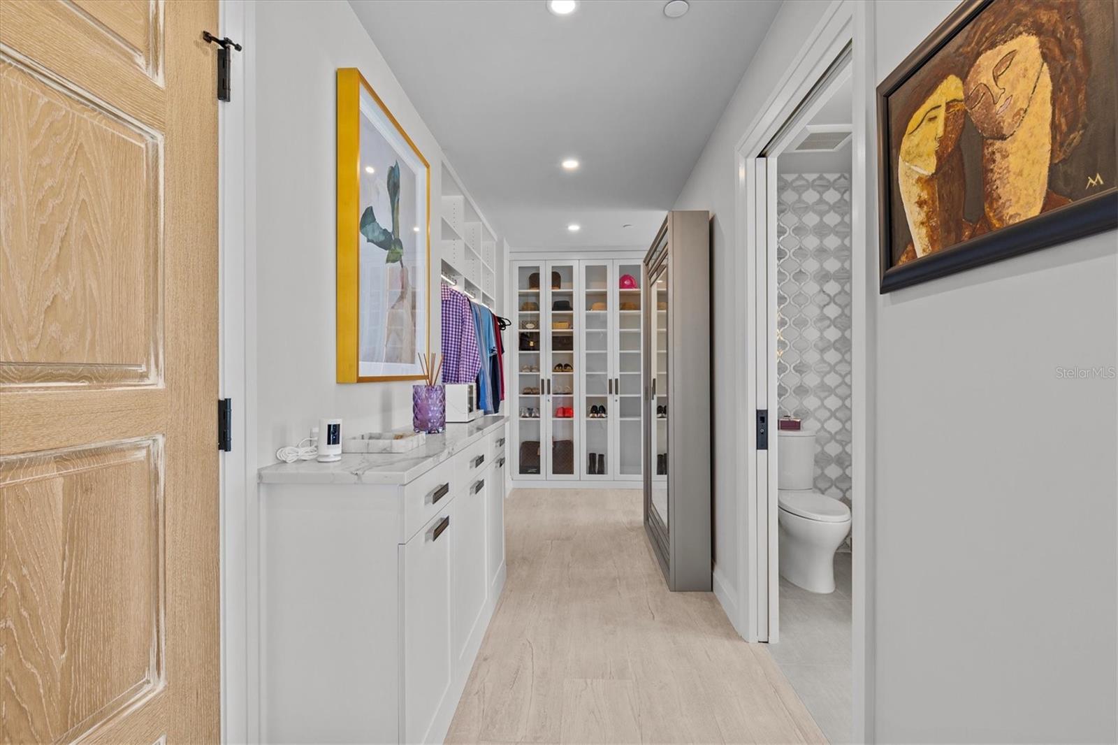 PURA VIDA RESIDENCES CONDO - Residential