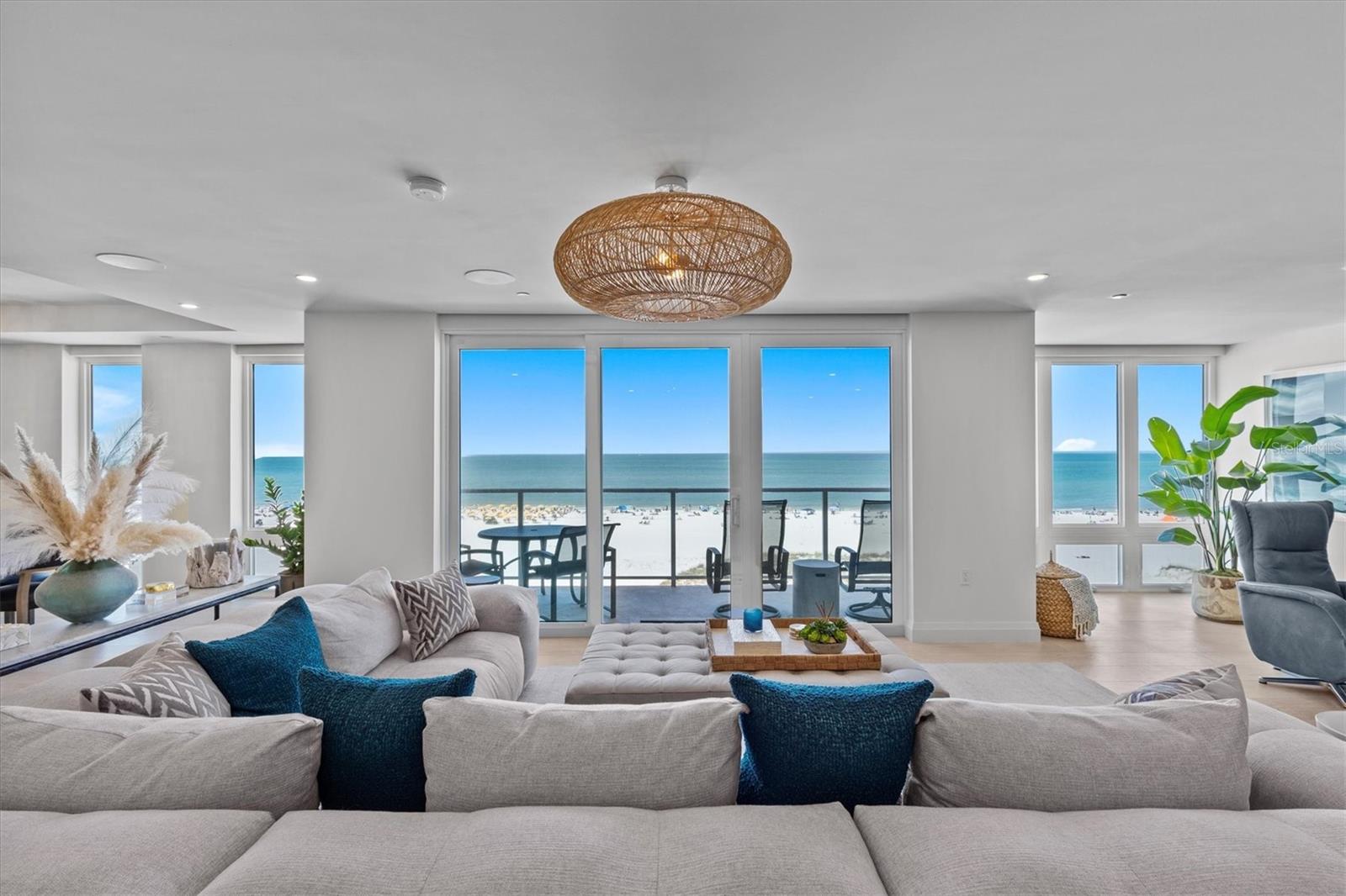 PURA VIDA RESIDENCES CONDO - Residential