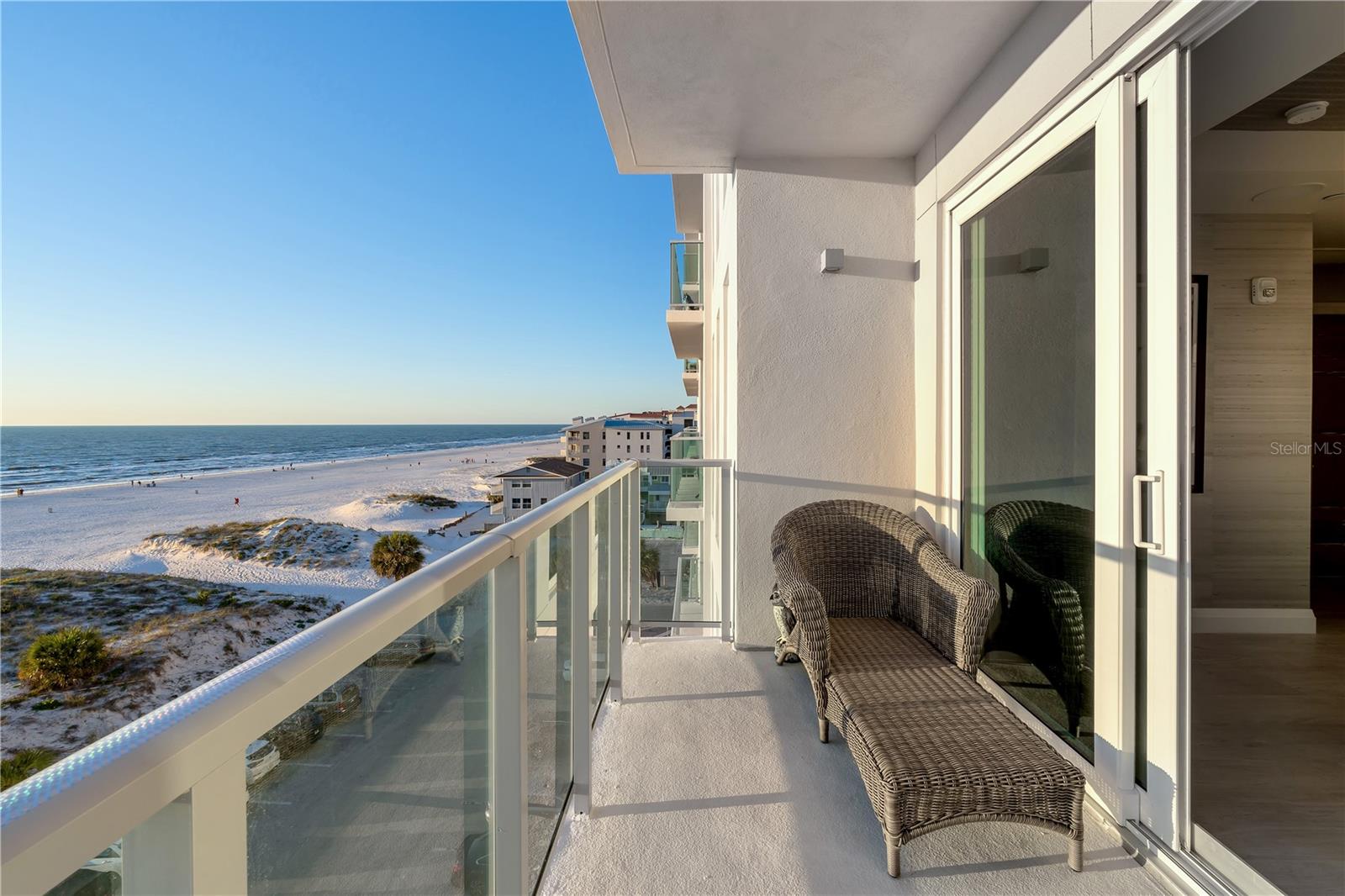 PURA VIDA RESIDENCES CONDO - Residential