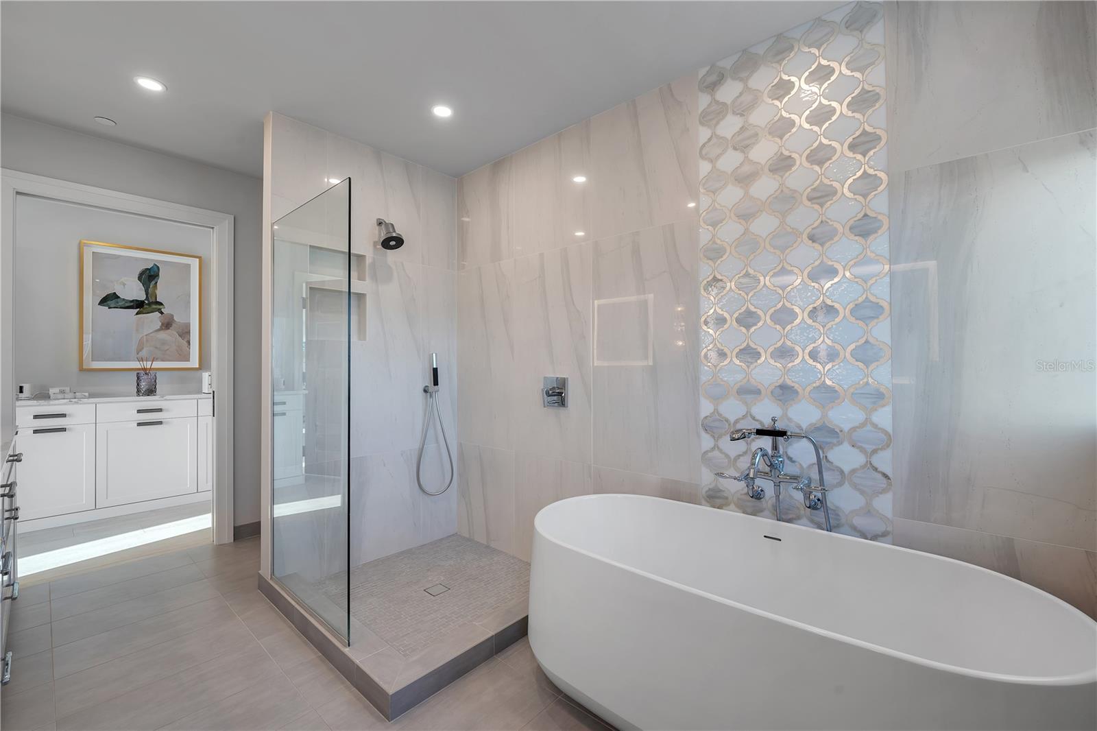 PURA VIDA RESIDENCES CONDO - Residential