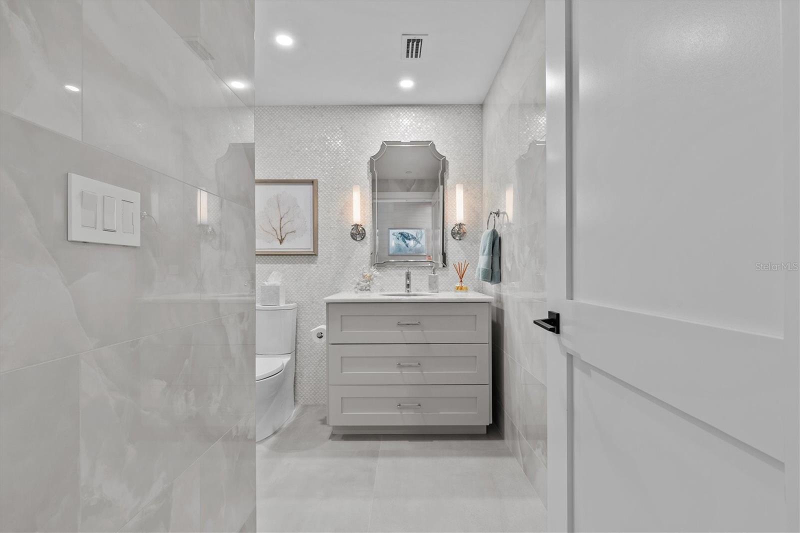 PURA VIDA RESIDENCES CONDO - Residential