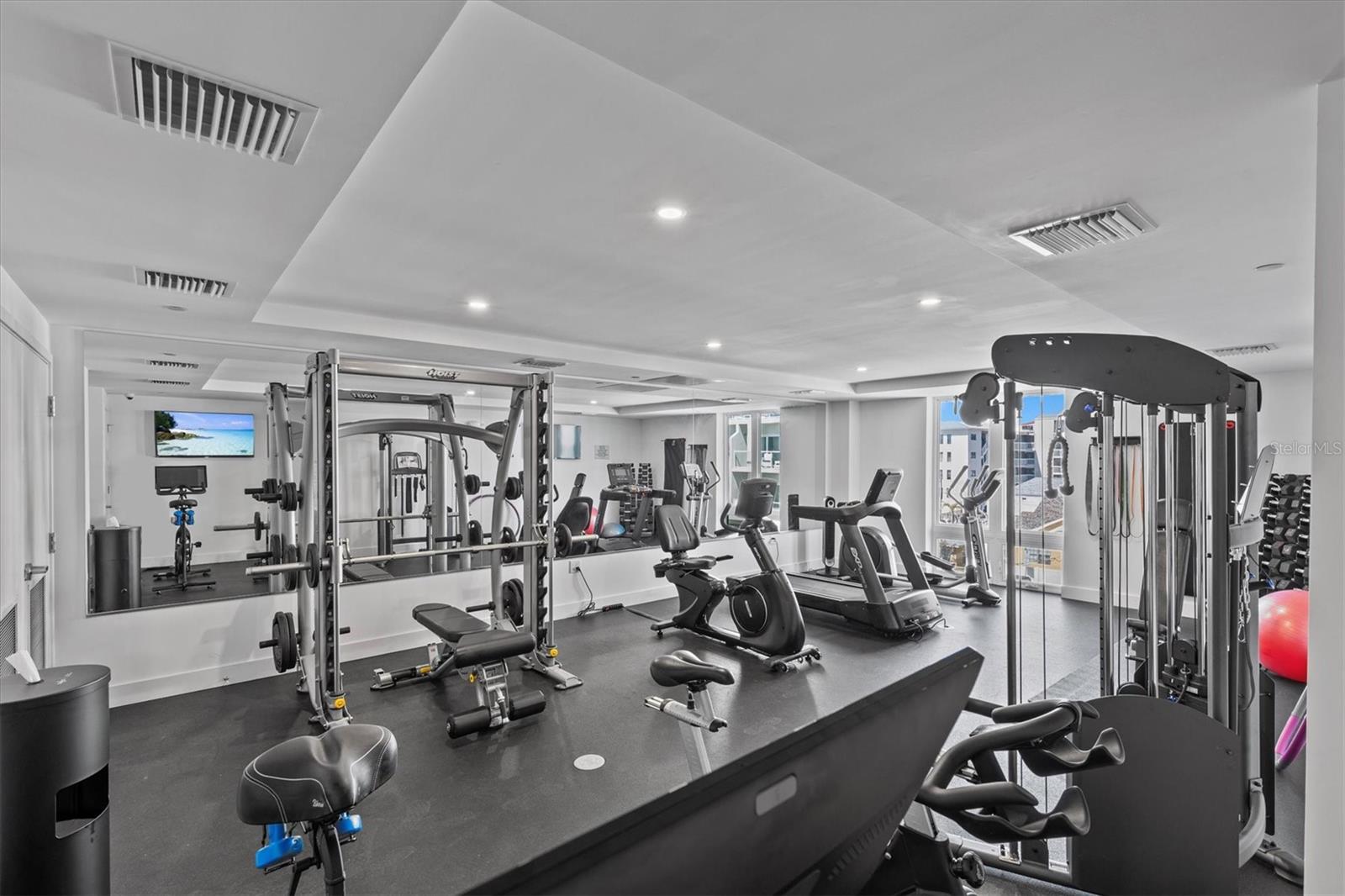 PURA VIDA RESIDENCES CONDO - Residential