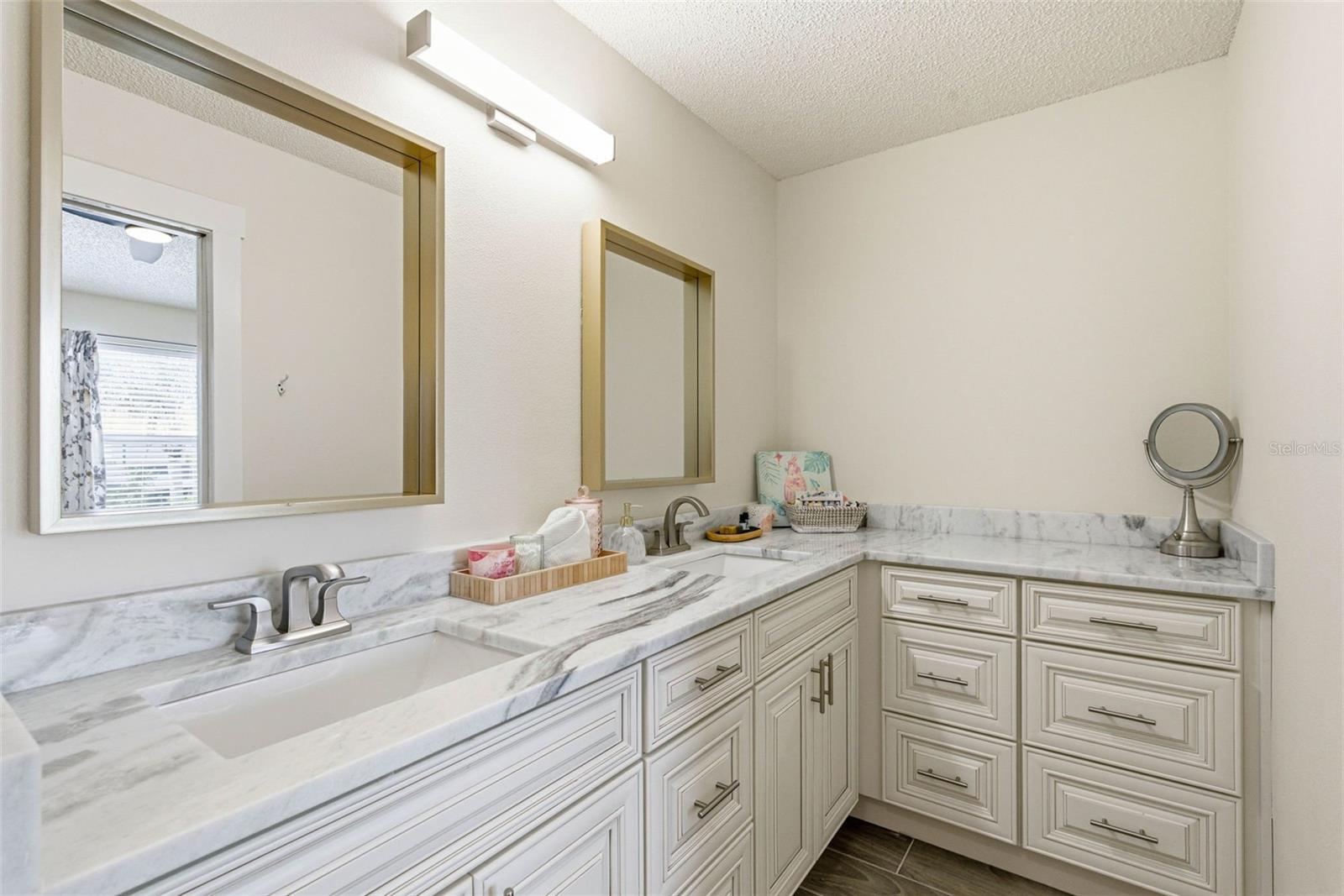 BRIGHTON BAY - Residential