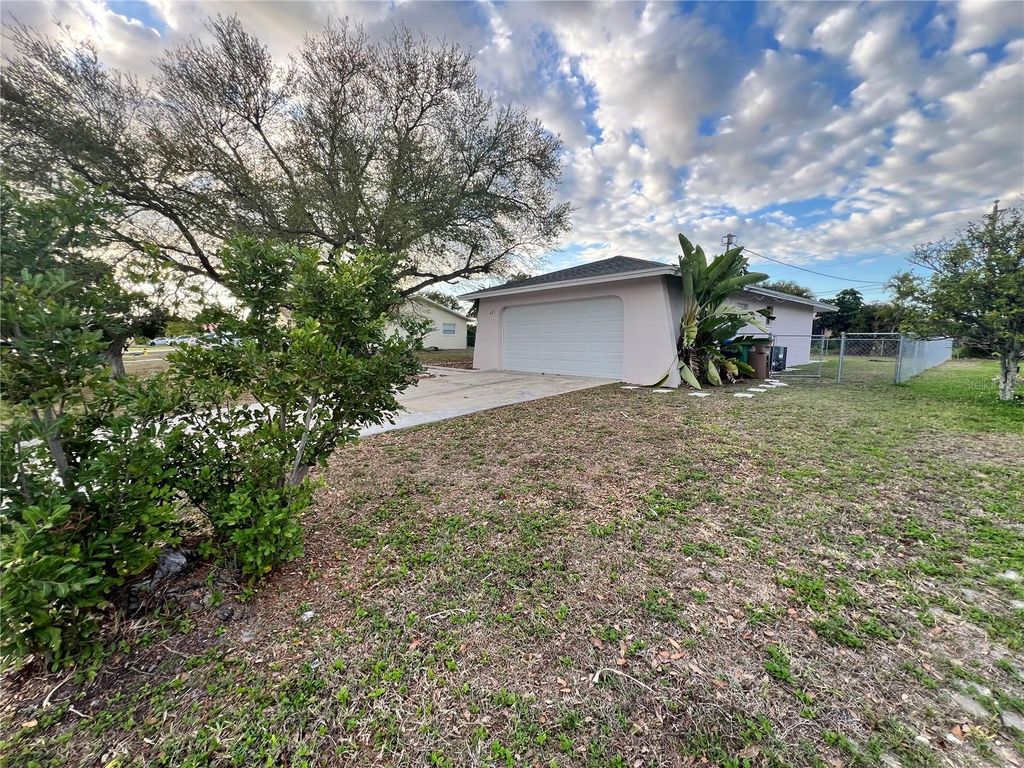 Photo of 405 SW 43rd Lane, Cape Coral, FL 33914 (MLS # TB8487638)