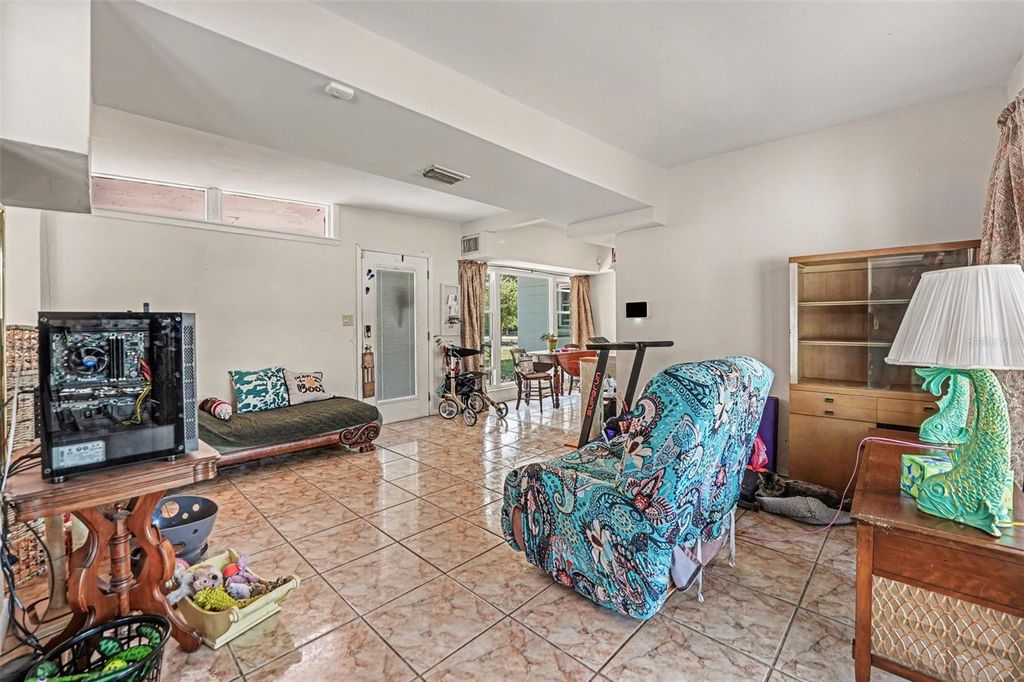 Photo of 1431 Hester Drive, Lakeland, FL 33801 (MLS # TB8490030)