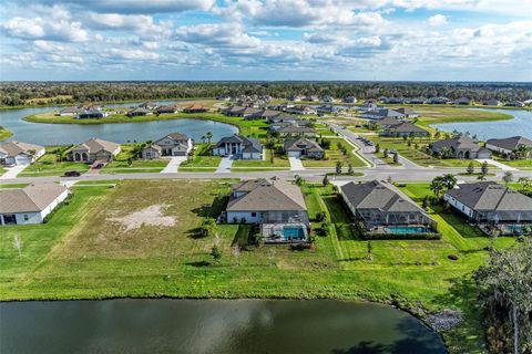 A home in PARRISH