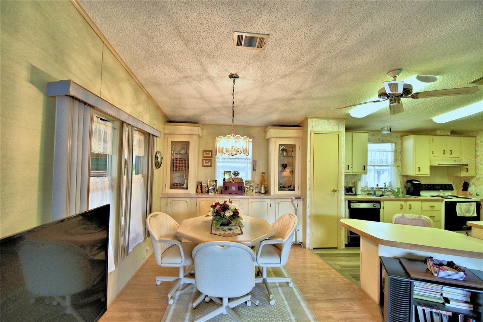 GARDEN GROVE OAKS - Residential