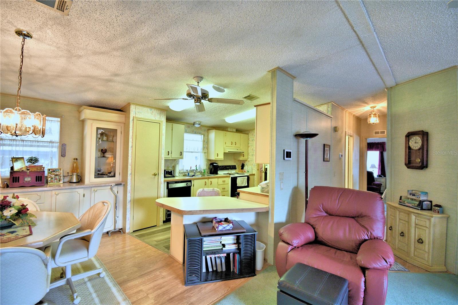 GARDEN GROVE OAKS - Residential