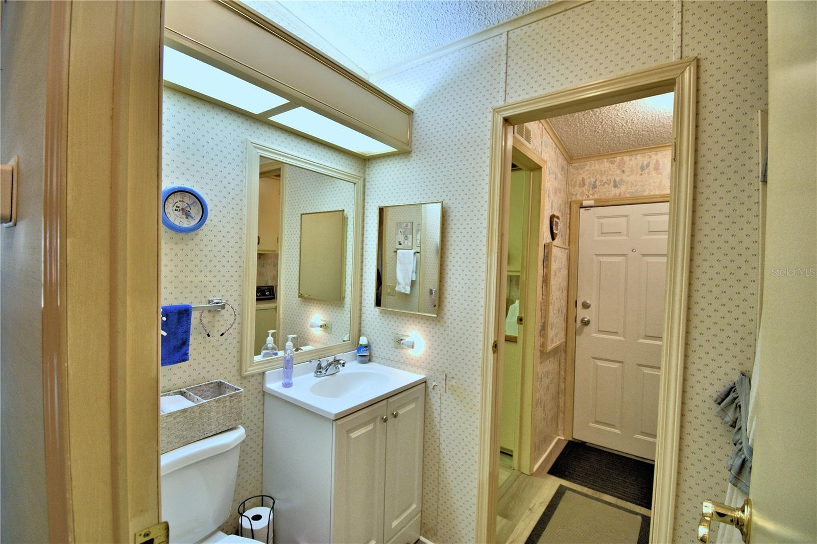 GARDEN GROVE OAKS - Residential