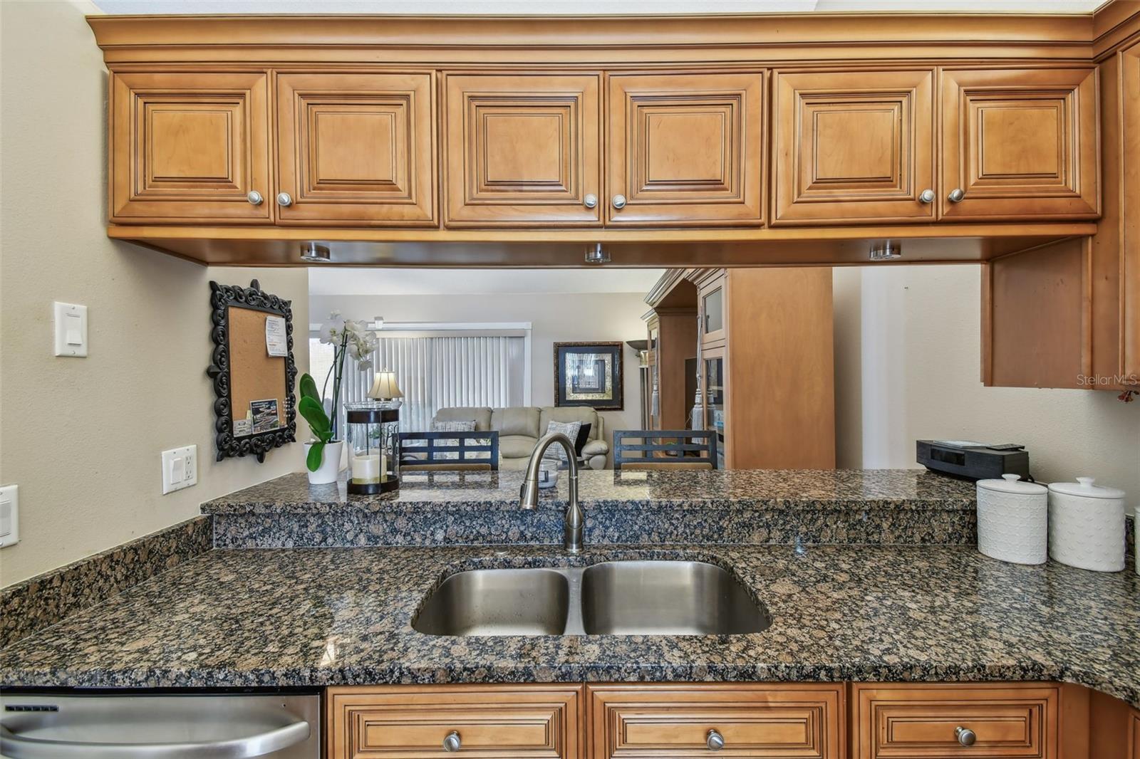 EL PASADO A CONDO - Residential