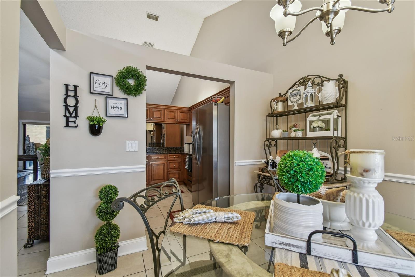 EL PASADO A CONDO - Residential