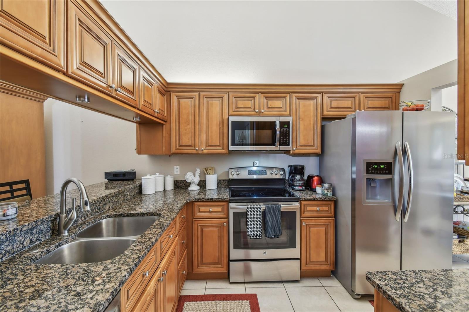 EL PASADO A CONDO - Residential