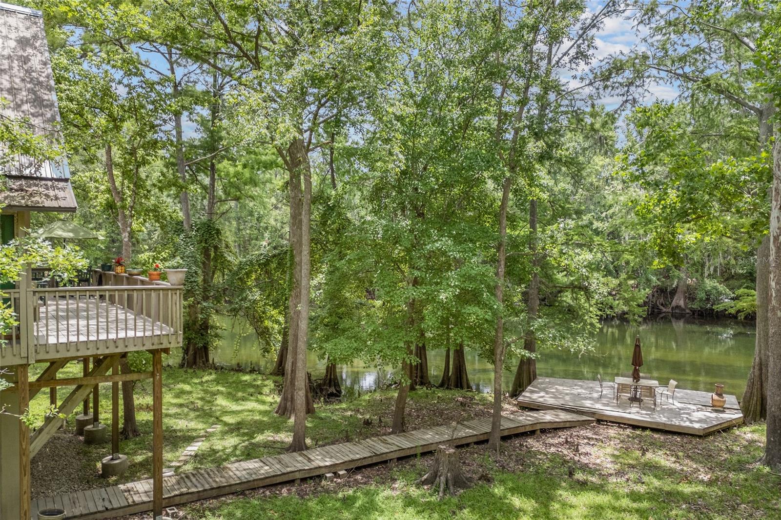 174 SW MERIDIAN COURT