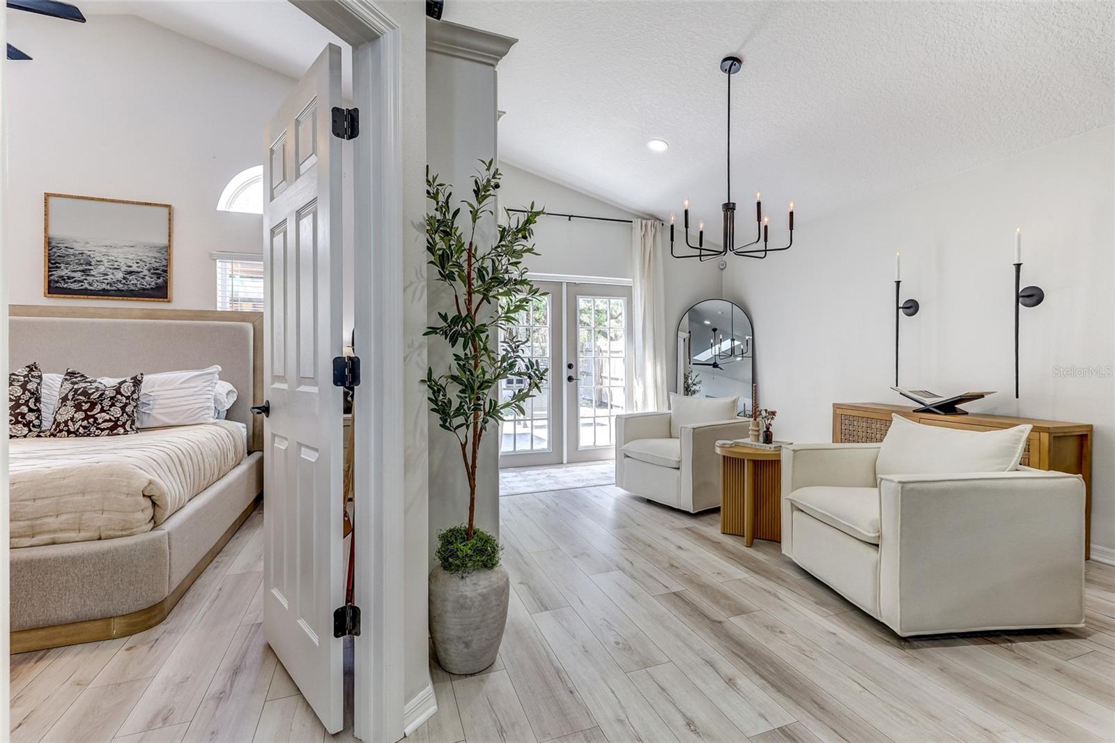 CHASE GROVES UNIT 9 - Residential