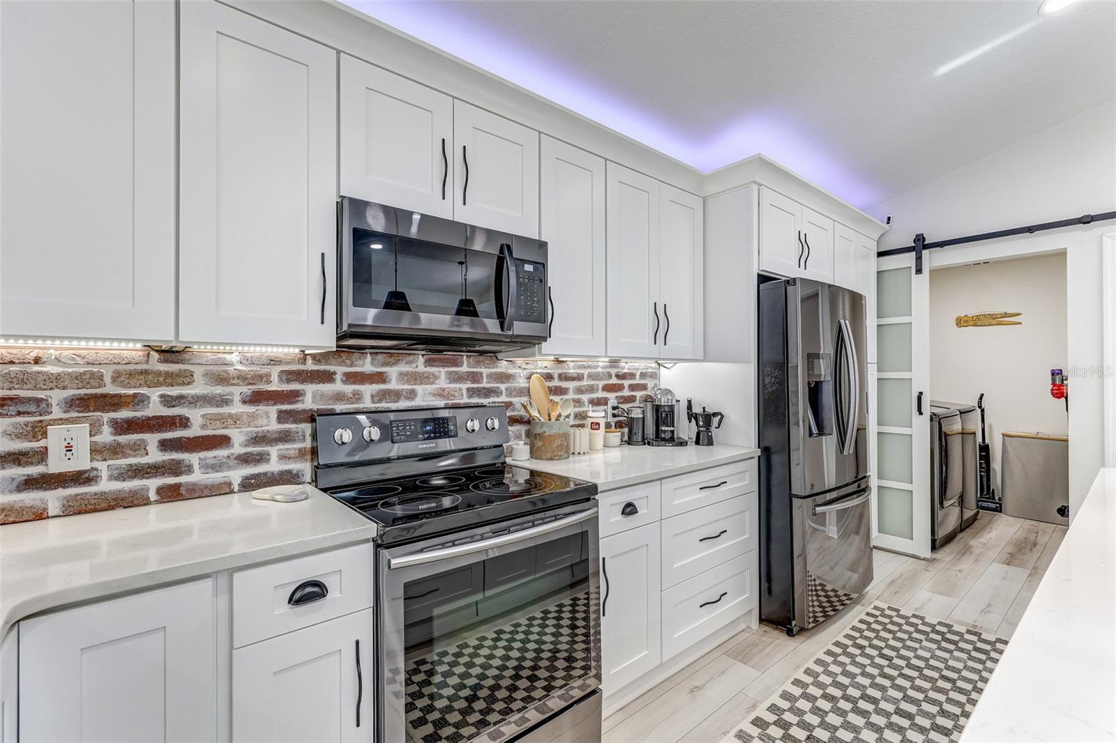 CHASE GROVES UNIT 9 - Residential