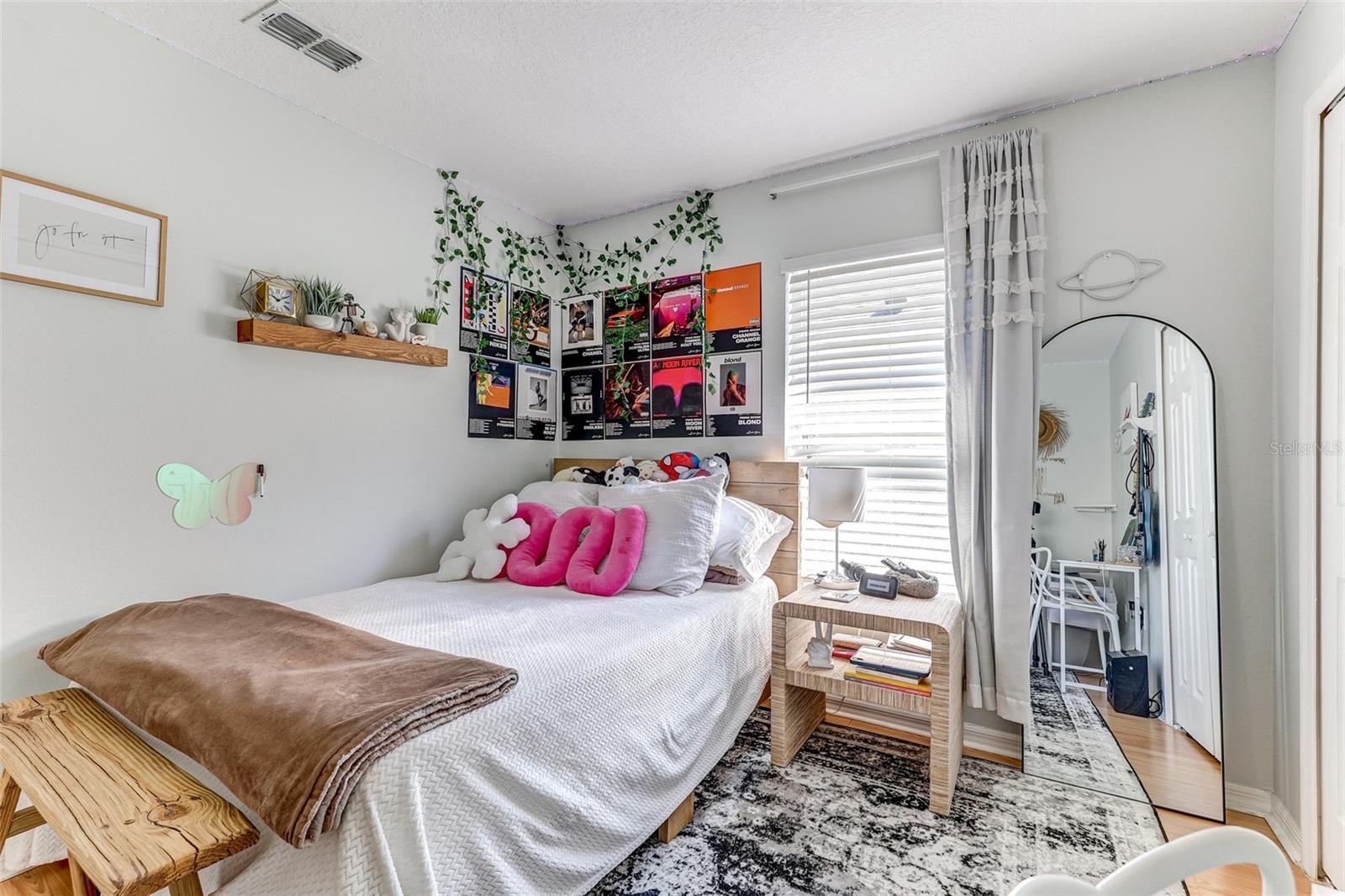 CHASE GROVES UNIT 9 - Residential