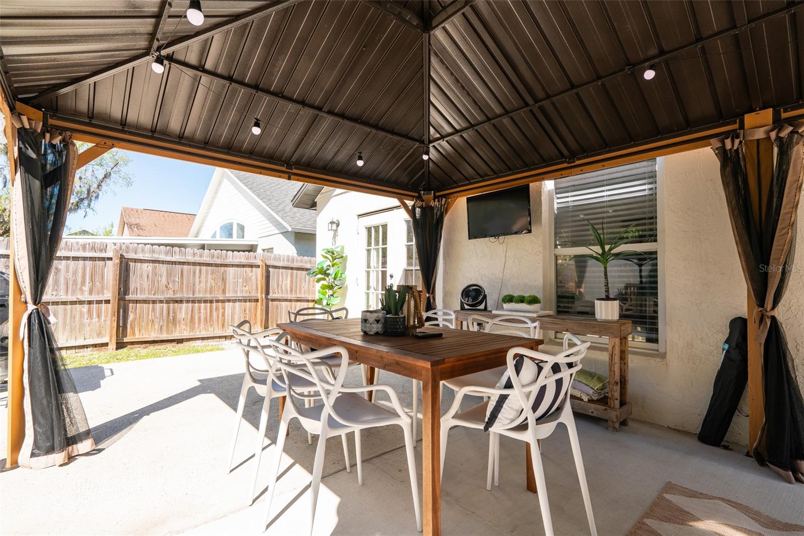 CHASE GROVES UNIT 9 - Residential