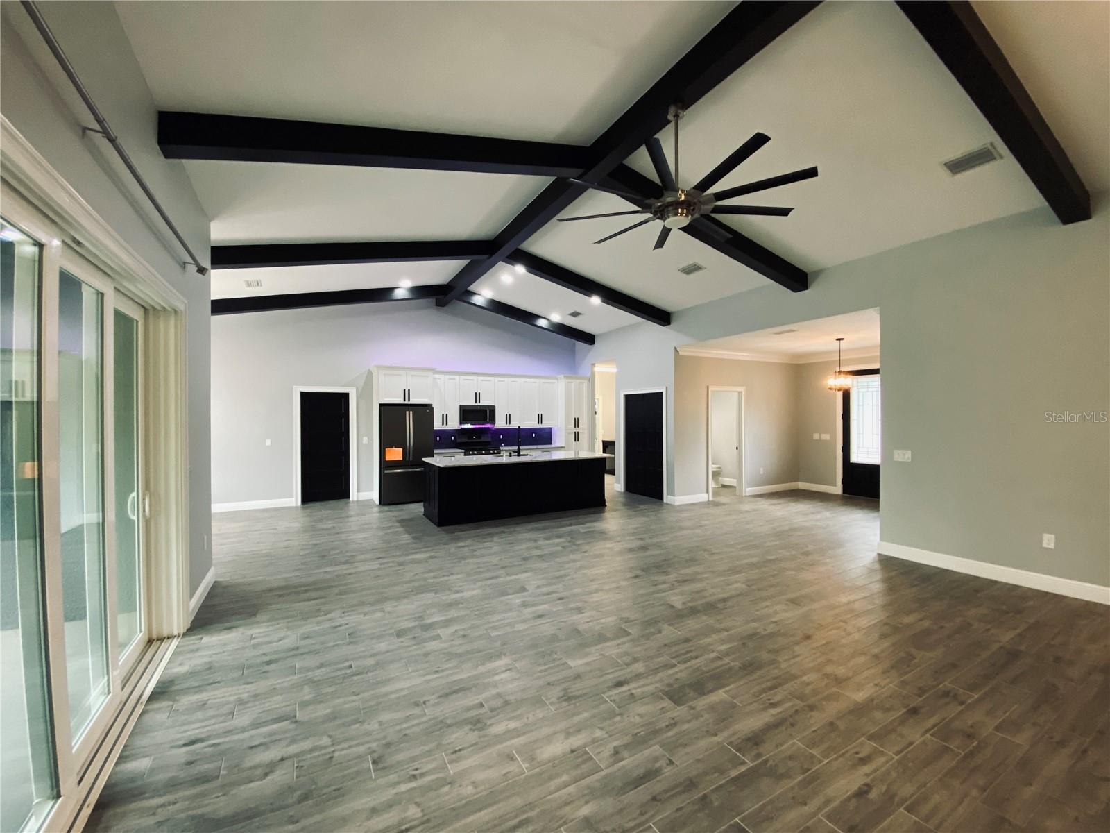 SHADOW RUN UNIT 1 - Residential