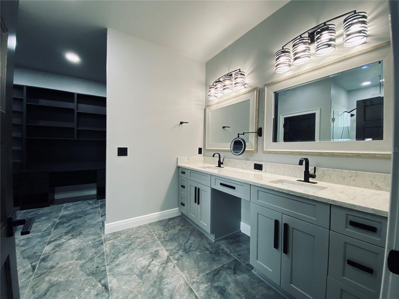 SHADOW RUN UNIT 1 - Residential