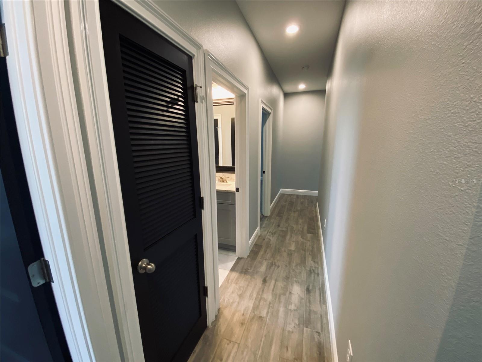 SHADOW RUN UNIT 1 - Residential