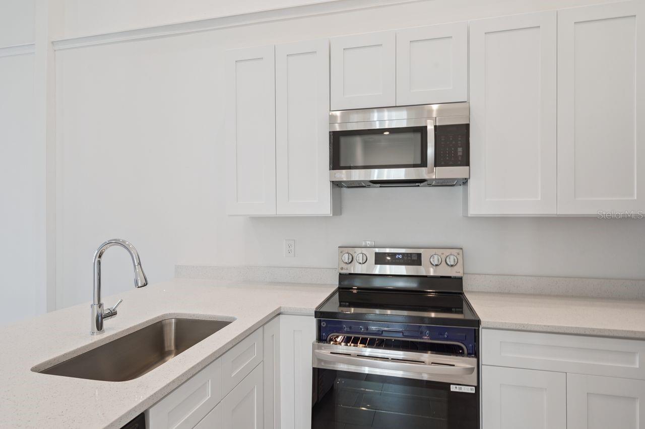 TUSCANY PRESERVE PH 03 - Residential Lease