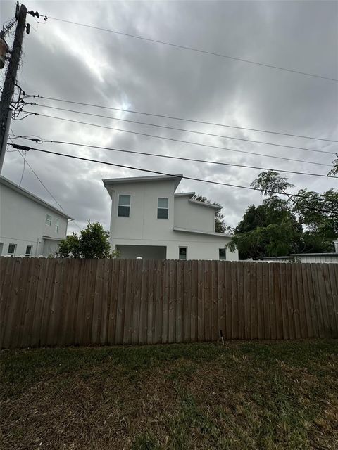 A home in TAMPA