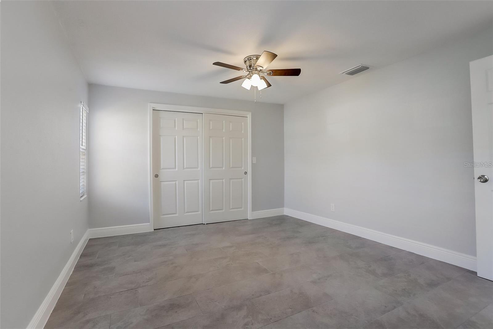 RAMONA PARK - Residential Lease