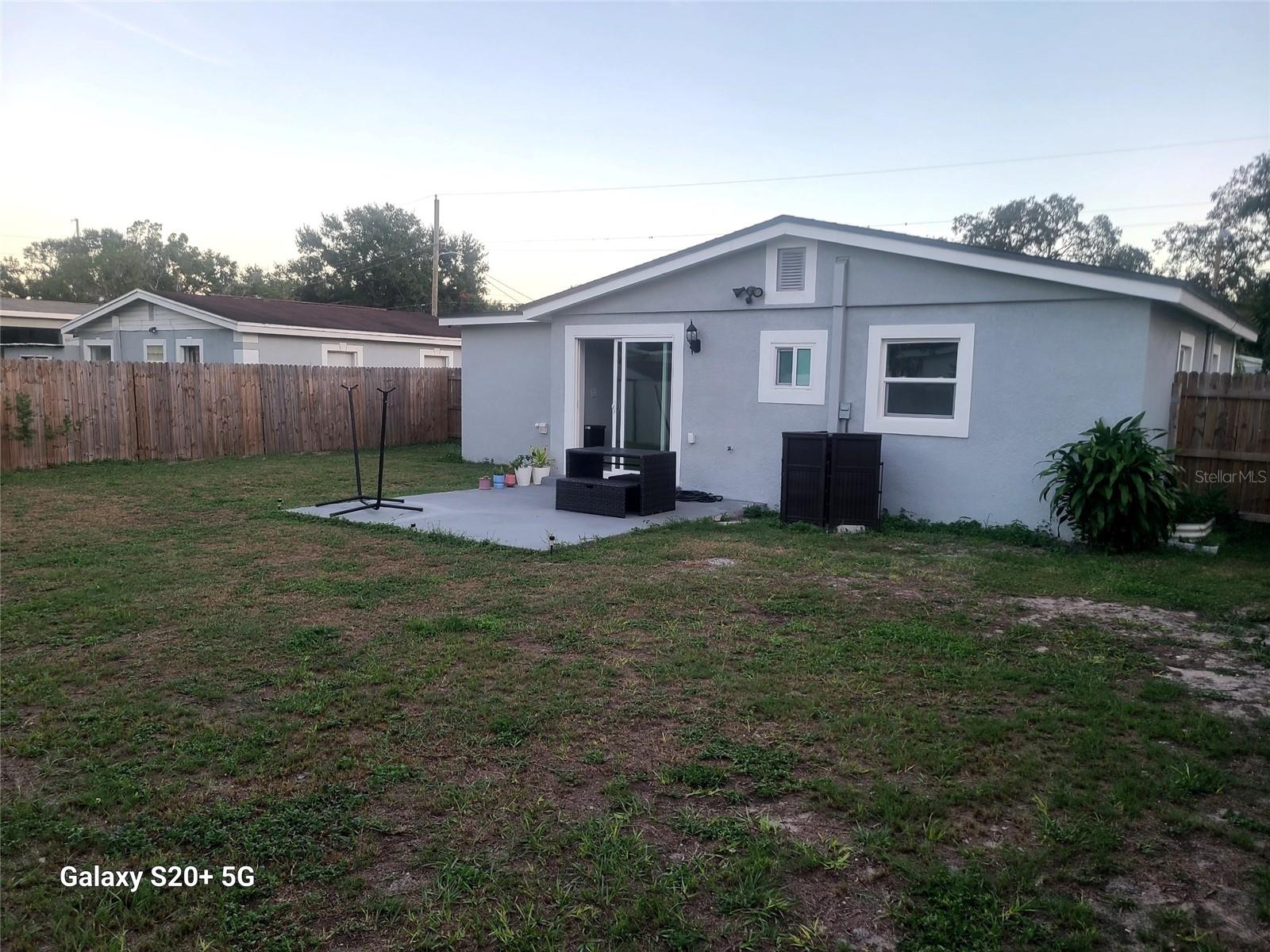 RAMONA PARK - Residential Lease