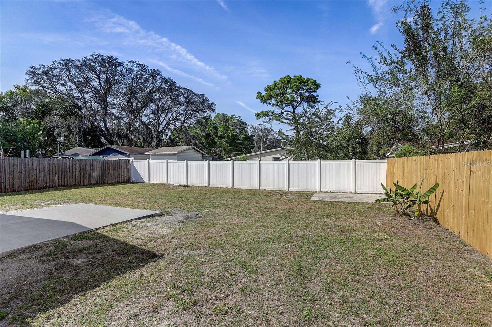 RAMONA PARK - Residential Lease