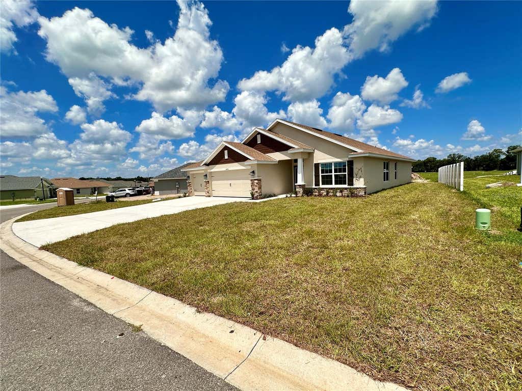 Photo of 4493 NE 31st Place, Ocala, FL 34470 (MLS # OM729372)