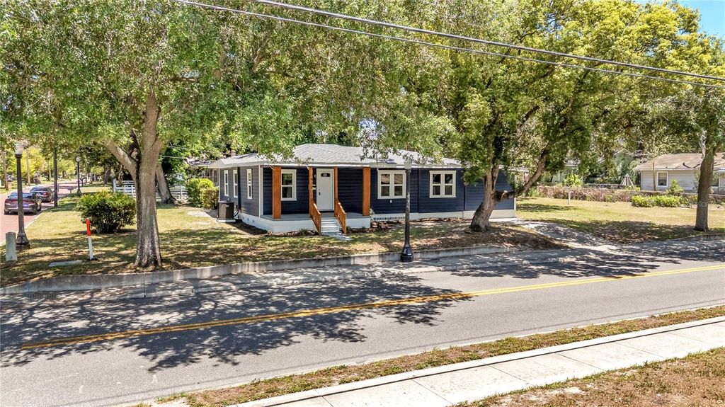 Photo of 832 S Central Avenue, Lakeland, FL 33815 (MLS # TB8516578)