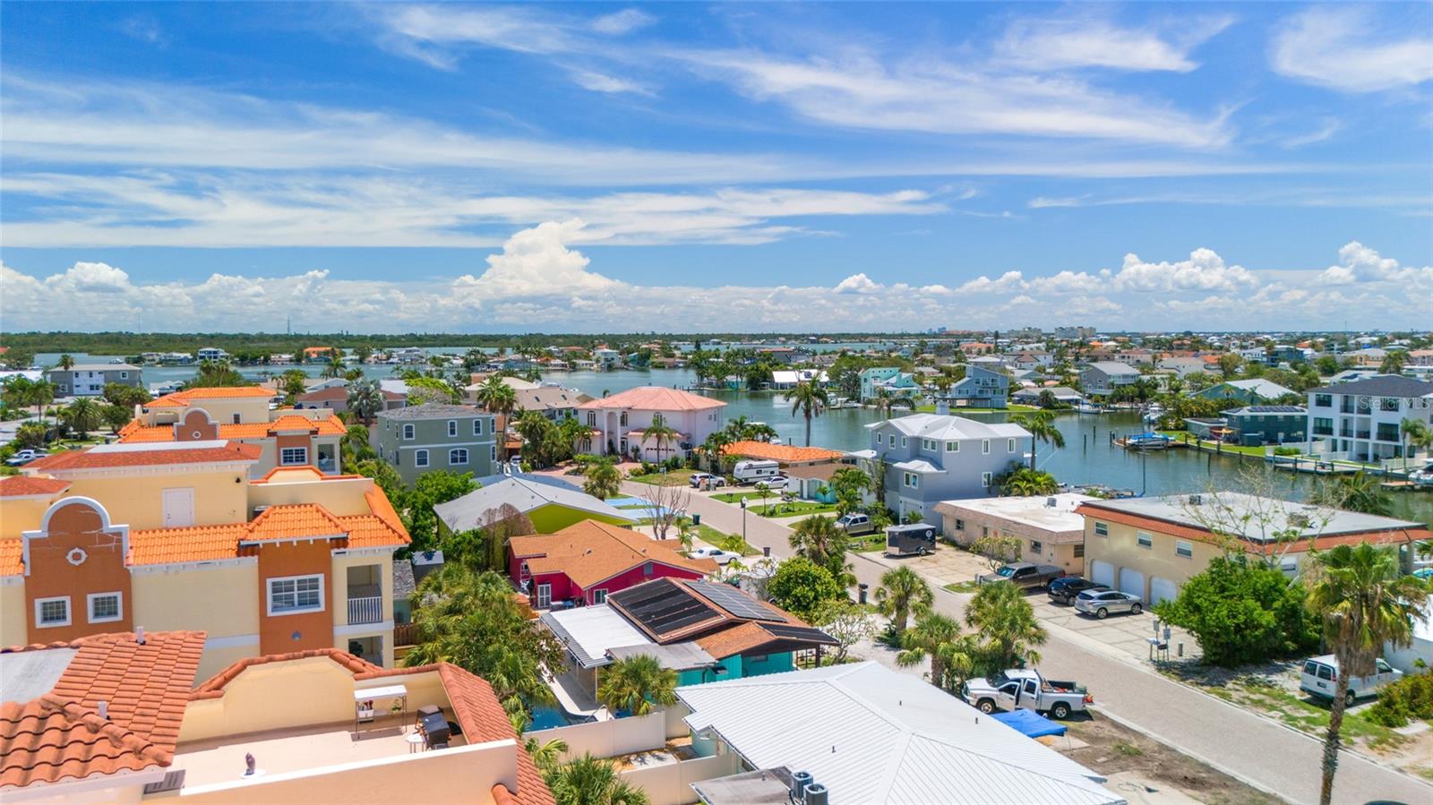 GAY SHORES - Residential Lease