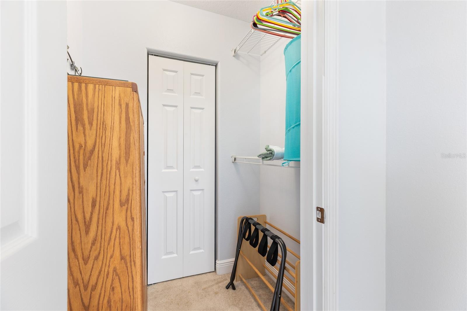 GAY SHORES - Residential Lease