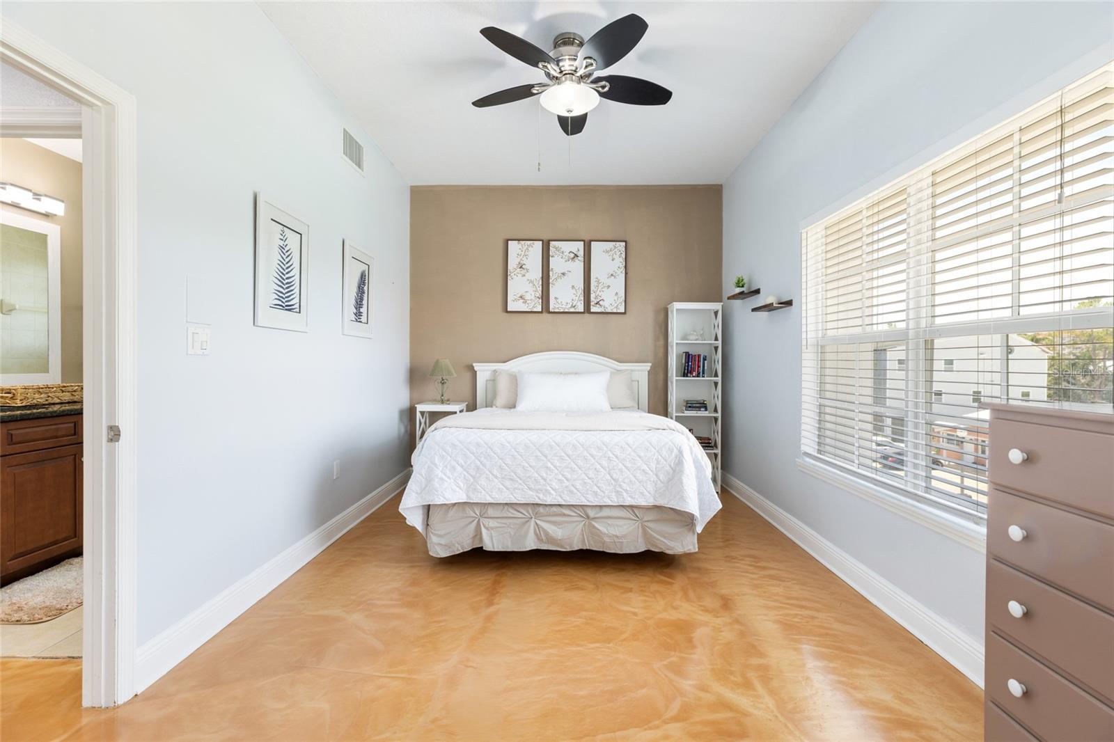 GAY SHORES - Residential Lease