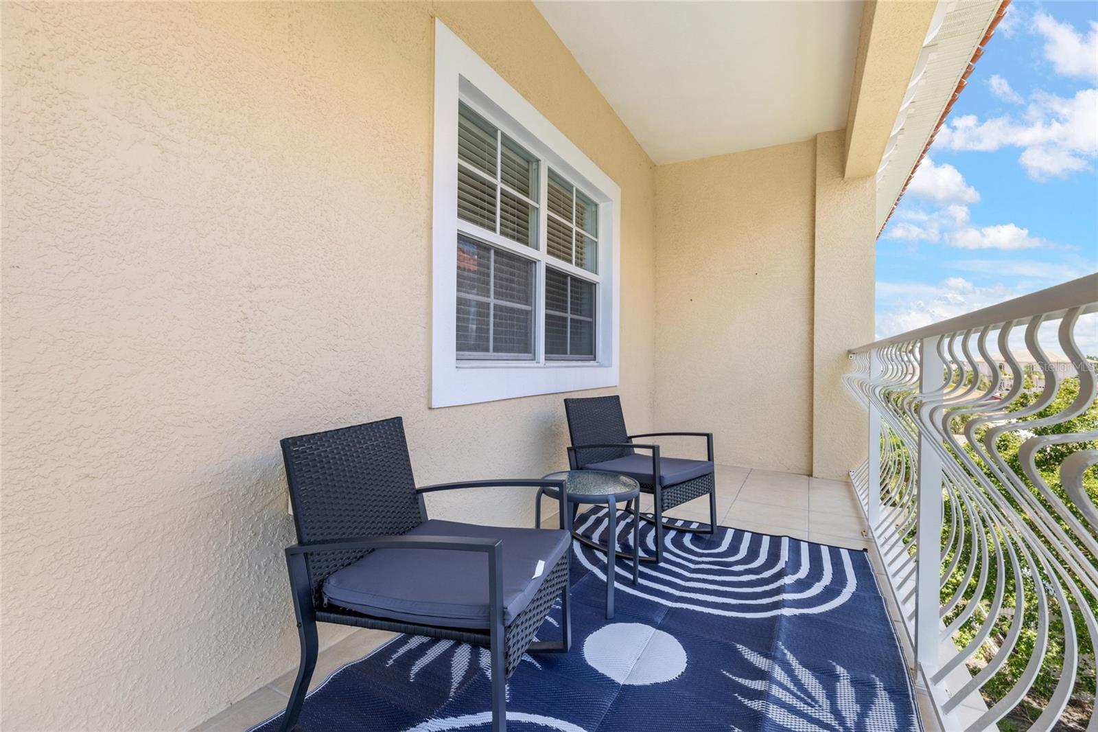 GAY SHORES - Residential Lease