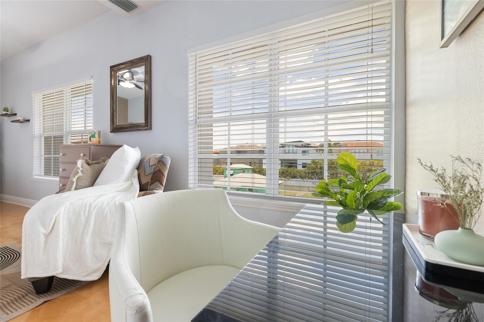 GAY SHORES - Residential Lease