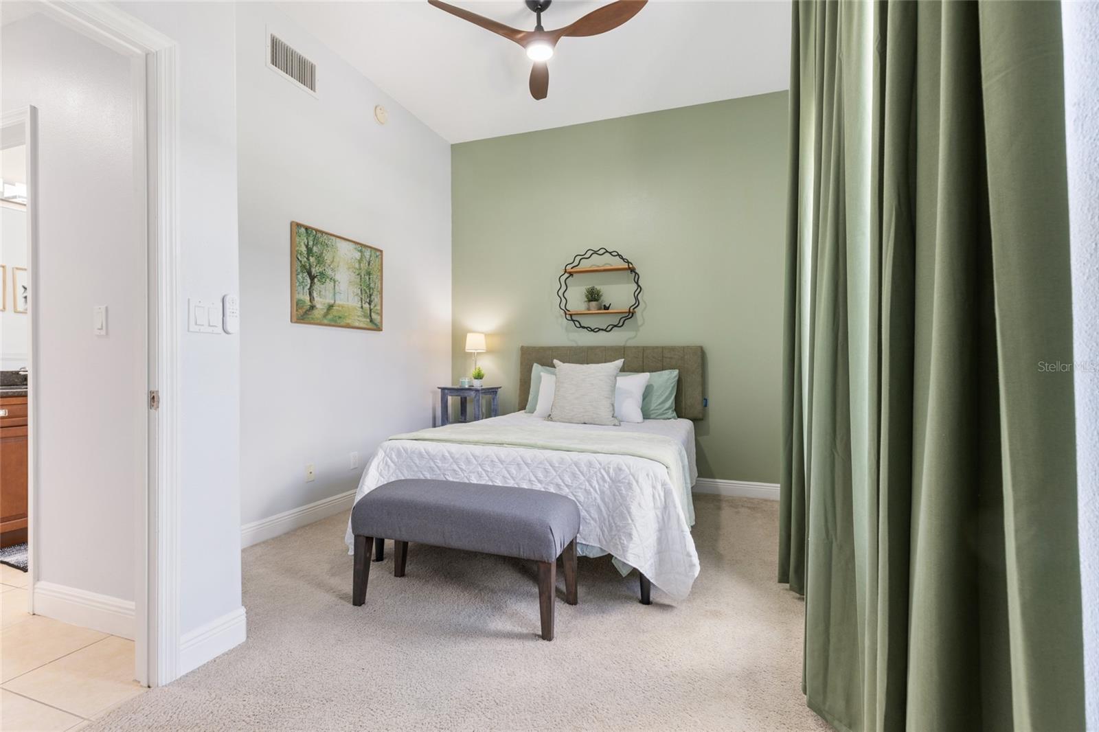 GAY SHORES - Residential Lease