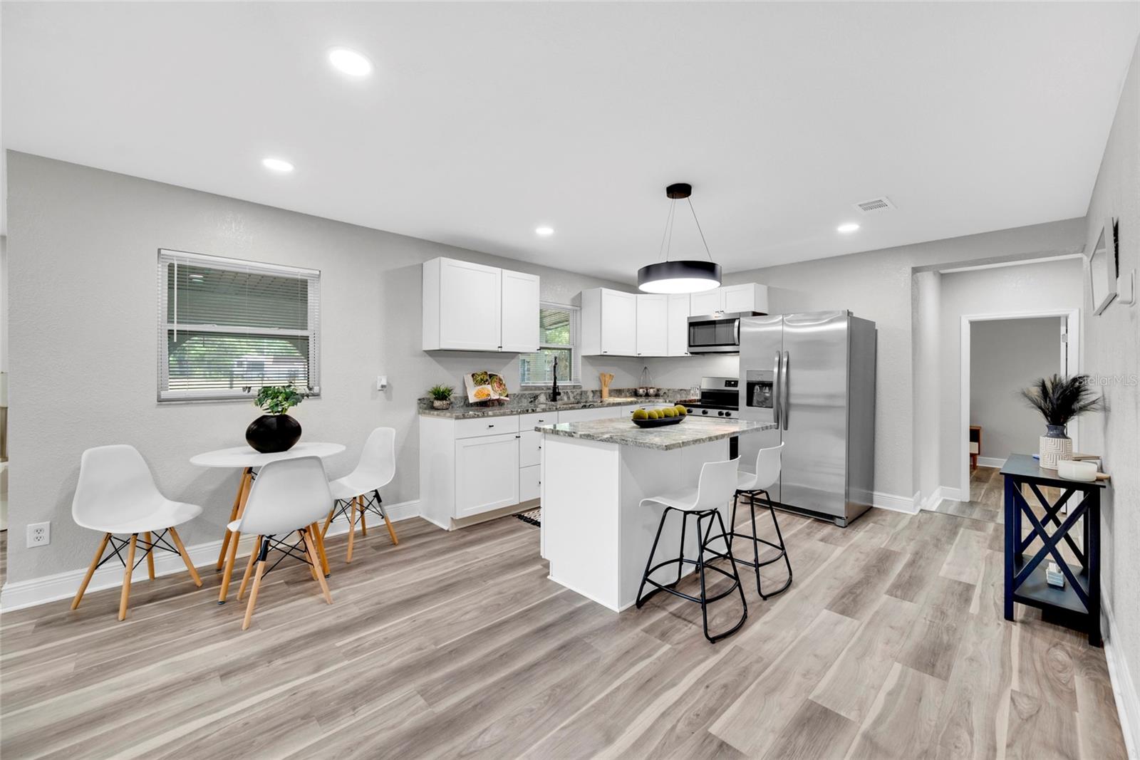 SAINES RESUB L W - Residential