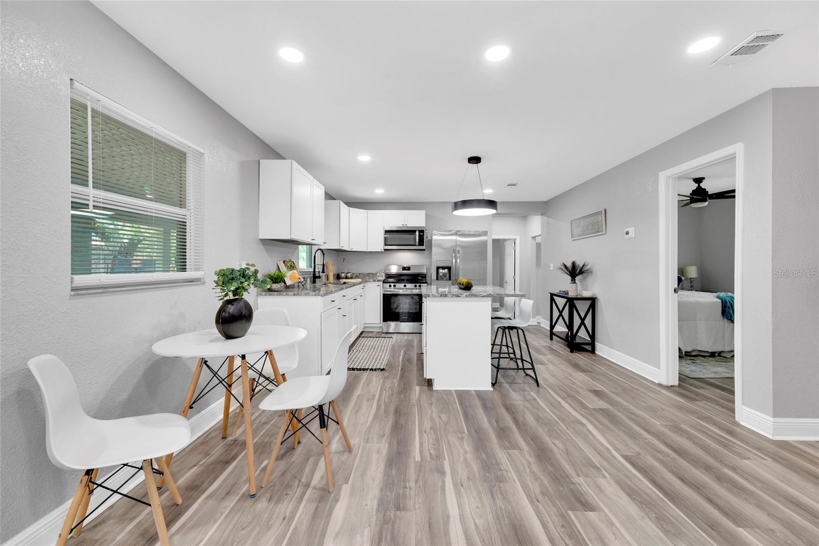 SAINES RESUB L W - Residential