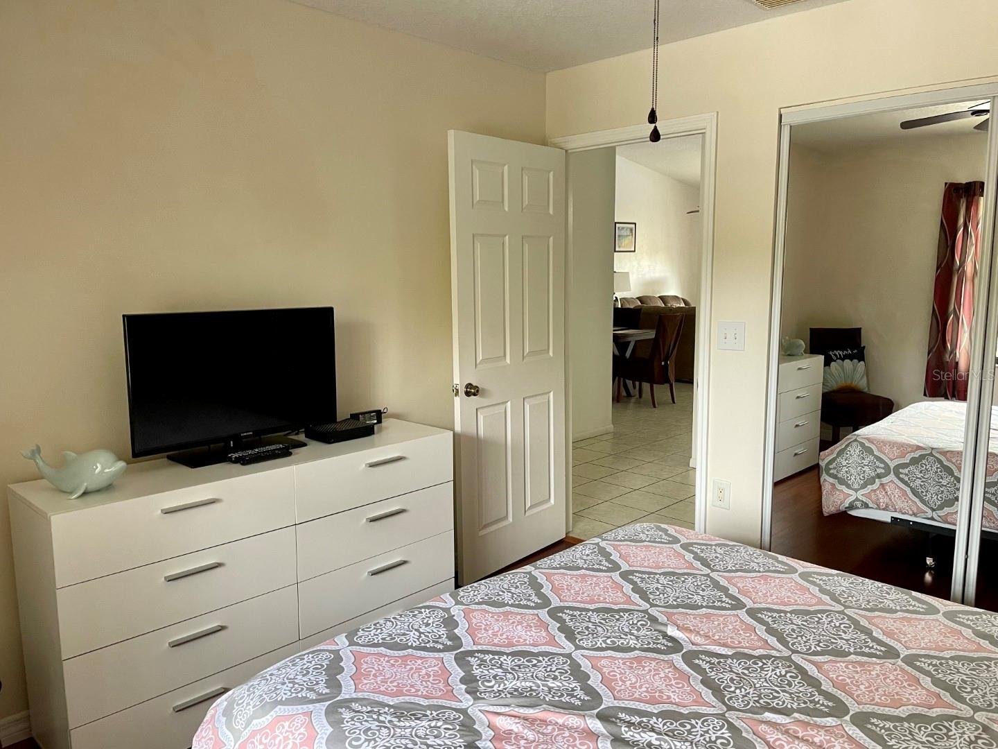 SHOREWALK BATH & TENNIS CLUB 14 - Residential