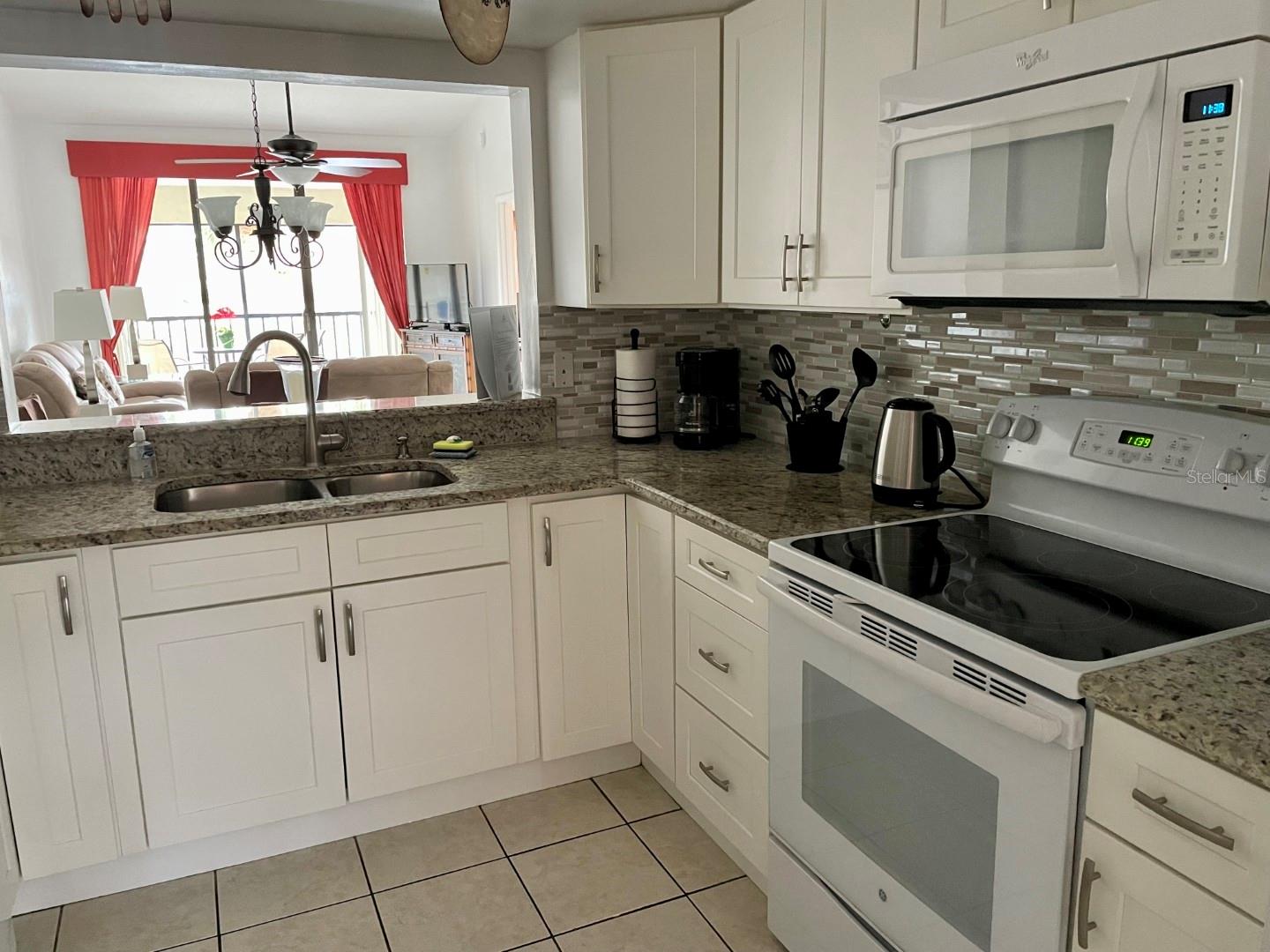 SHOREWALK BATH & TENNIS CLUB 14 - Residential